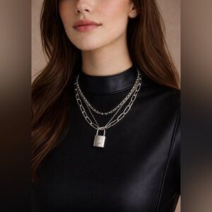 Louis Vuitton Silver Lock #305 and 2 Keys (necklace included)